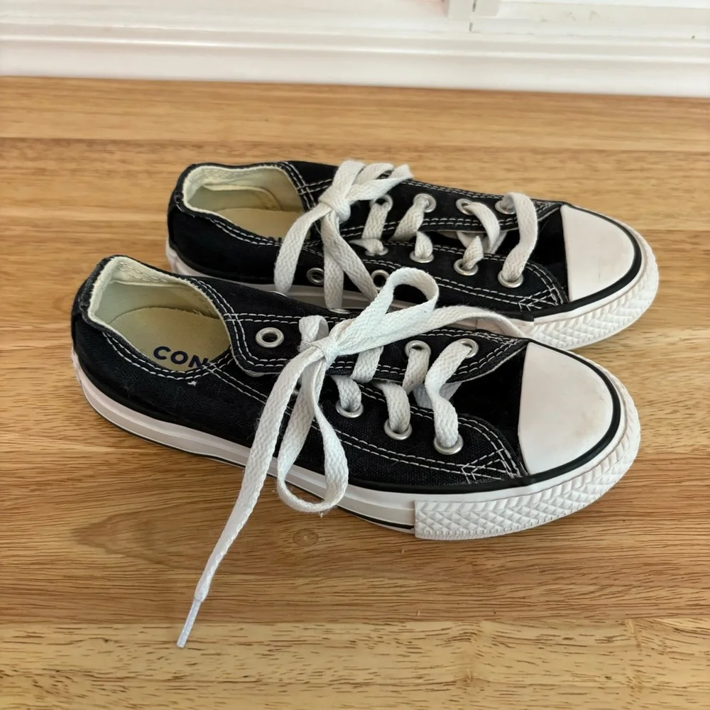 Converse‎ Black Sneakers Size 11